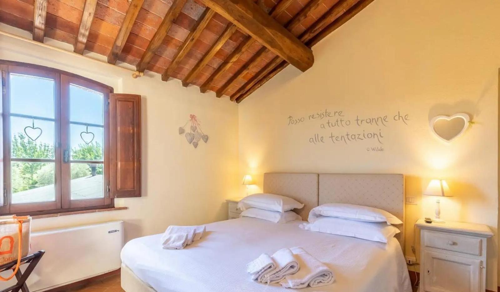 Agriturismo Le Torri Di Porsenna Petrignano Del Lago Exterior foto
